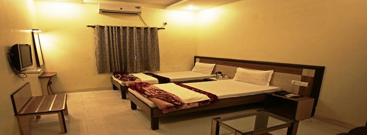 1296/Hotel Sarovar Regency - Amritsar 03.jpg